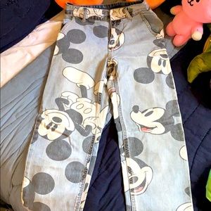 New w/tag Disney Mickey Mouse pants.
